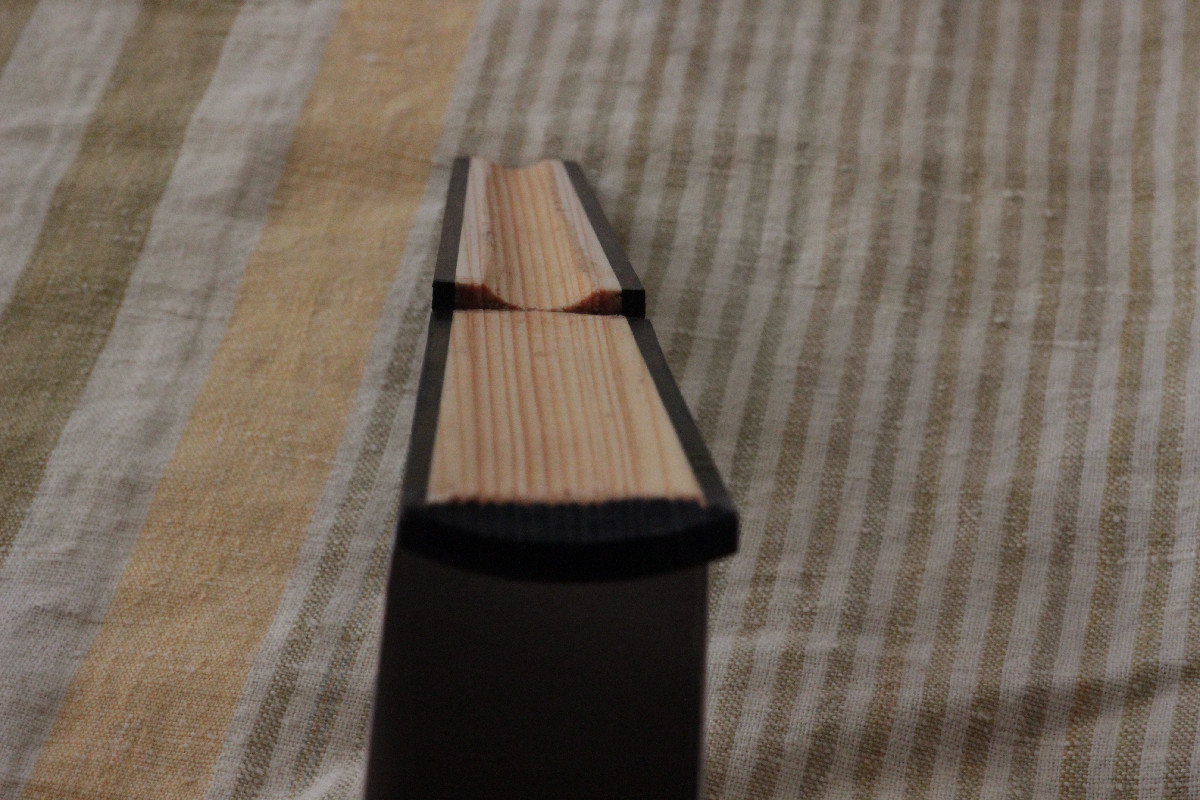 underside of baroque violin fingerboard